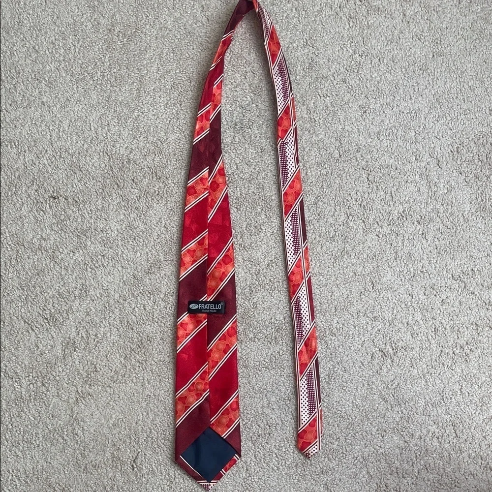 Fratelo Hand Made Red and White Geometric Tie
